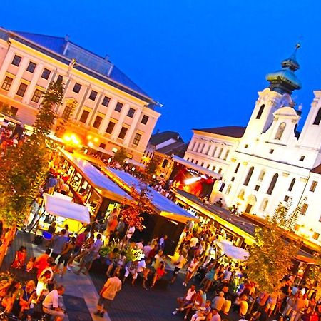 Aurora Premium Home Győr Eksteriør billede