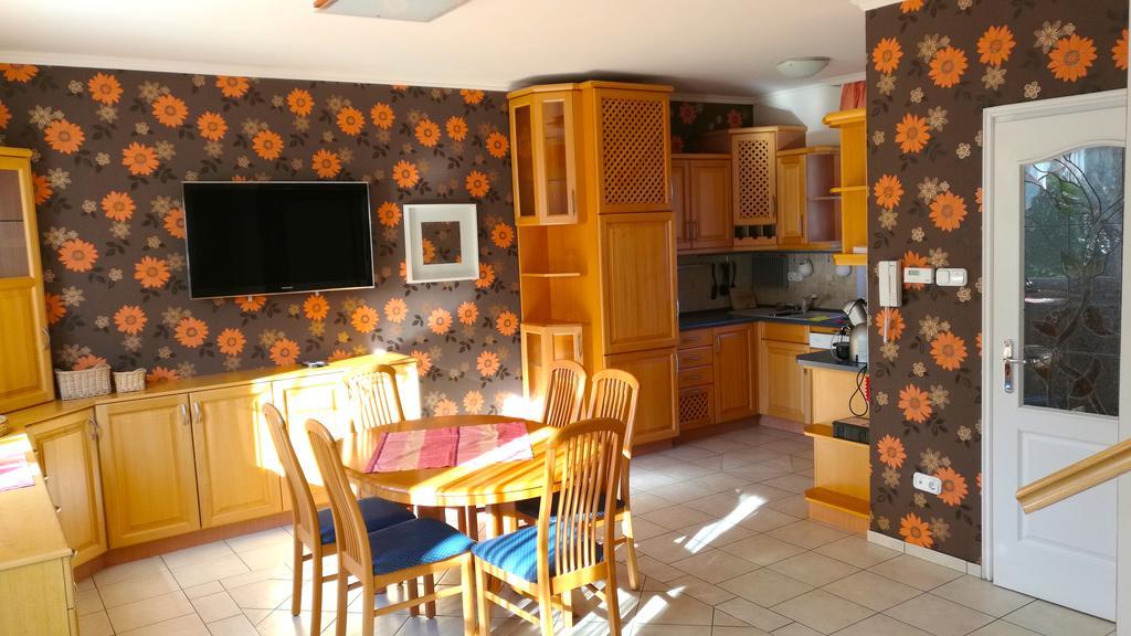 Aurora Premium Home Győr Eksteriør billede